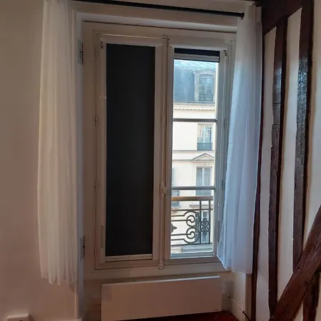 De Charme A Apartment *